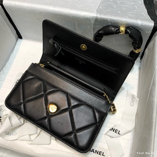 First Bag Ru CHANEL WALLET 0825